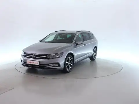 Volkswagen Passat 2022