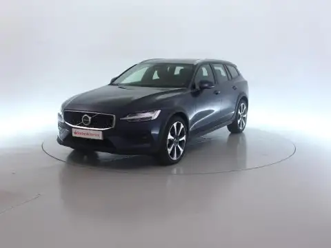 Volvo V60 2023